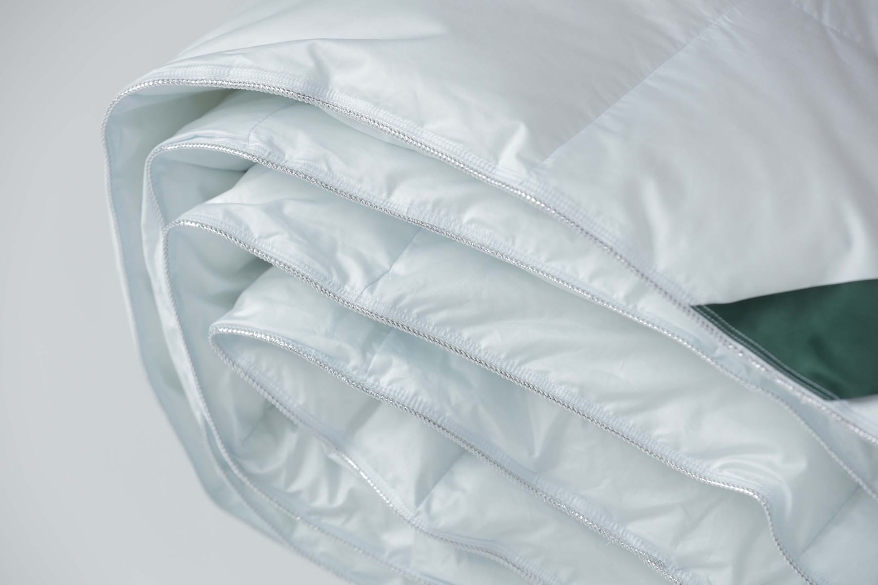 Одеяло EIS легкое 