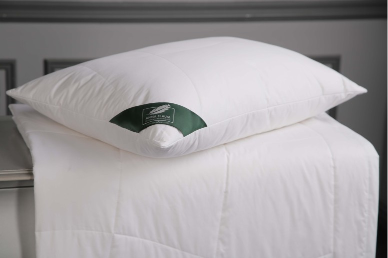 Подушка MERINO регулируемая 