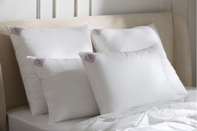 Подушка NON-ALLERGENIC LUX средняя 