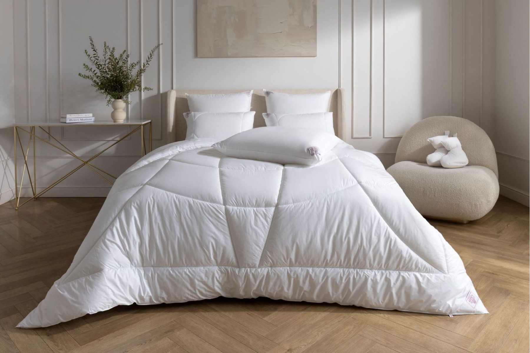 Подушка NON-ALLERGENIC LUX средняя 