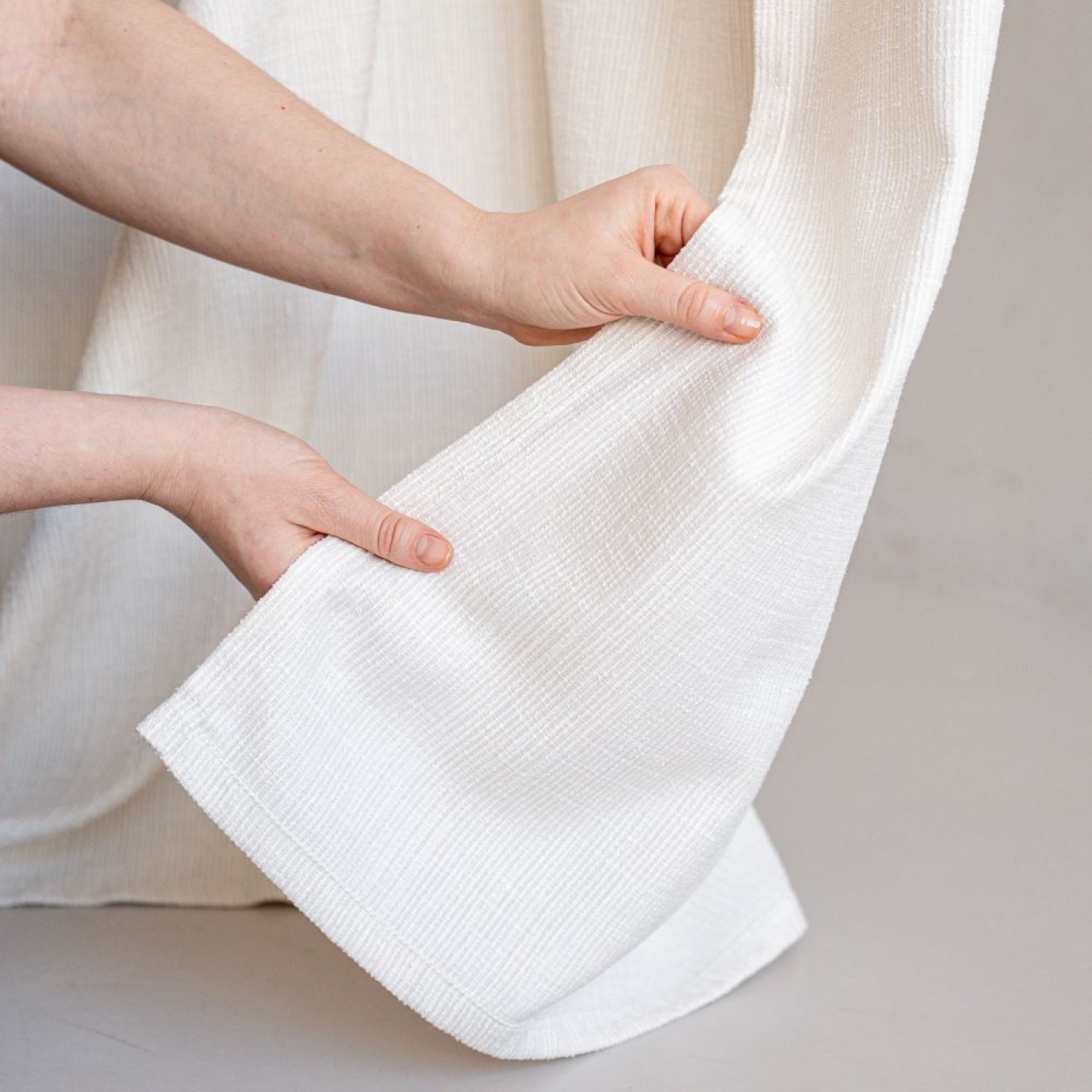 Комплект штор с подхватами Aster айвори 