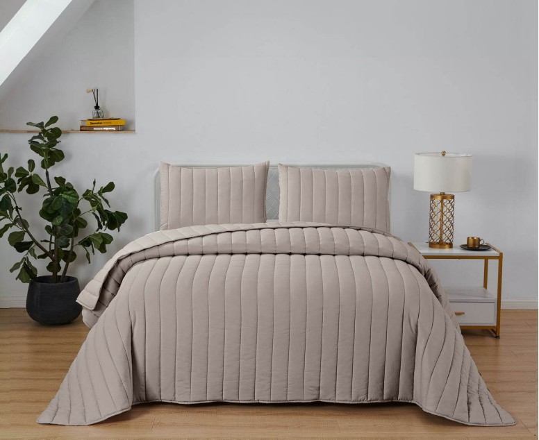 Покрывало Mikael Mokko 